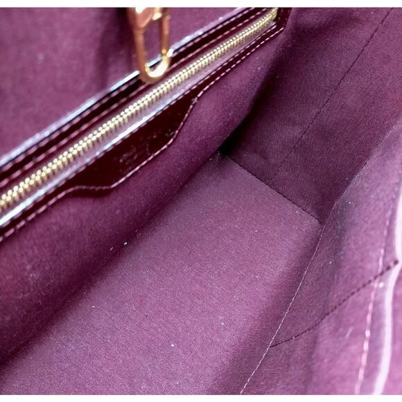 Louis Vuitton Monogram Vernis Avalon MM Tote Bag in Amarante - Picture 8 of 9